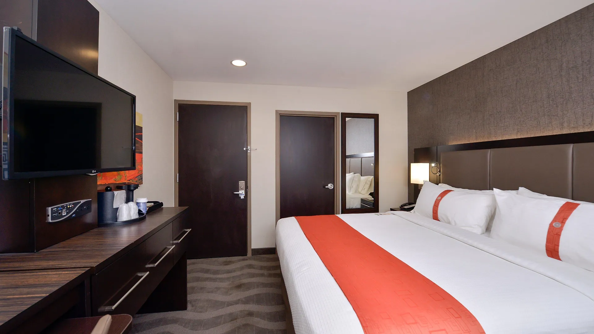 Holiday Inn New York-Jfk Airport Area, An Ihg Hotel