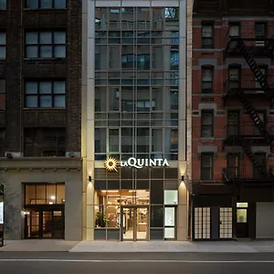 Hotel La Quinta By Wyndham Time Square South, New York